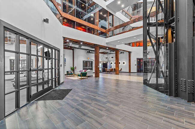 Building Photo - 701 N 1st St