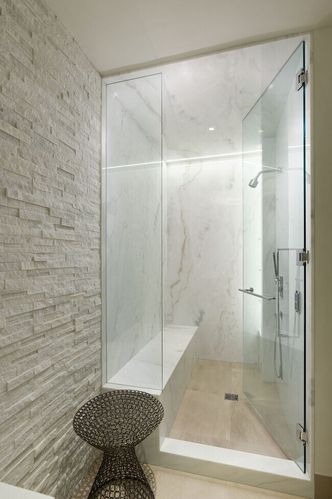 Building Photo - 126 Juan St