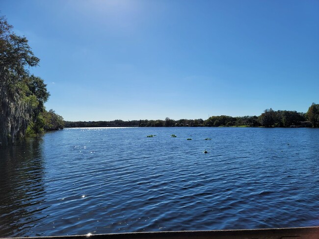 Building Photo - Townhome on the Water?  Look Here!