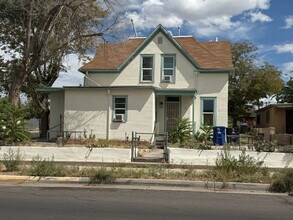 Building Photo - 1102 Edith Blvd SE