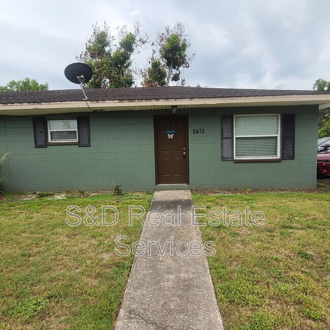 Building Photo - 2415 S Crystal Lake Dr
