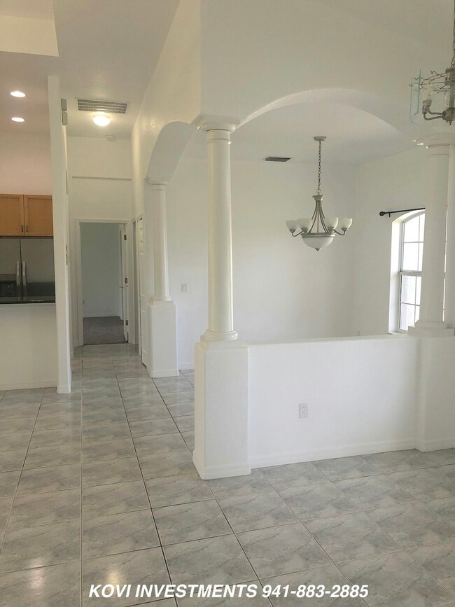 Building Photo - 7252 Perennial Rd