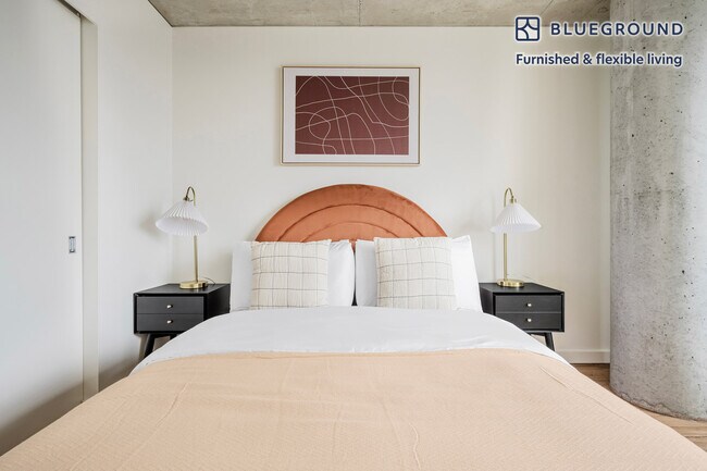 Building Photo - 225 Cedar St