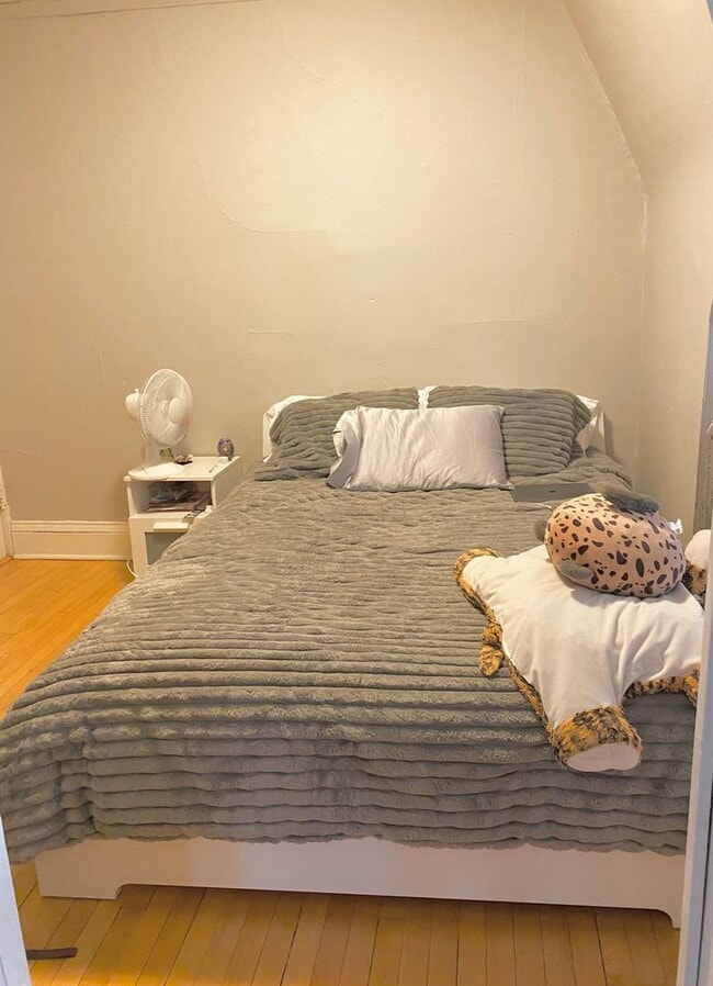 Building Photo - Kenwood Castle