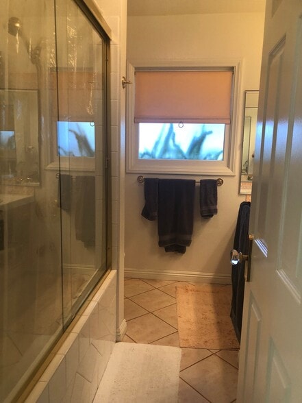 Building Photo - 102 E Buena Vista Ave