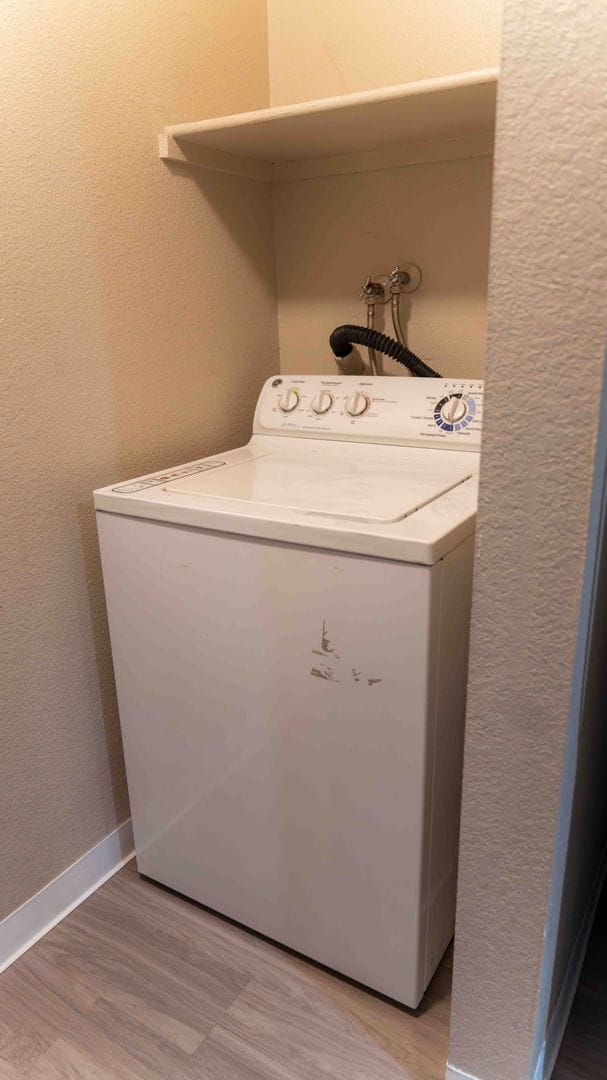 Building Photo - Beautiful Condo in a Gated Community Near ...
