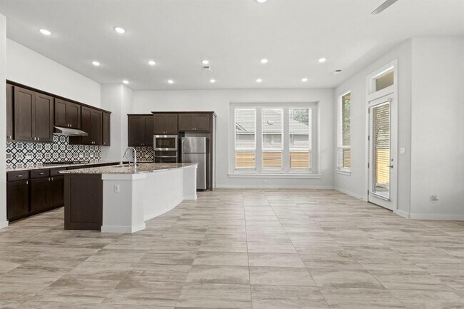 Building Photo - 1204 Texas Ash Ln
