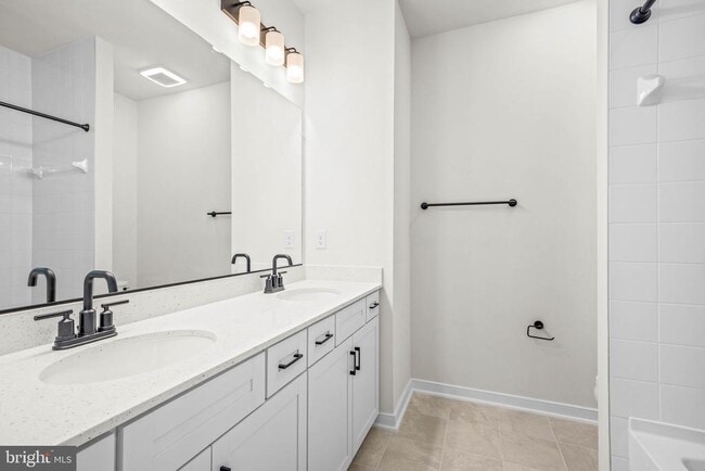 Building Photo - 6232 Folly Ln