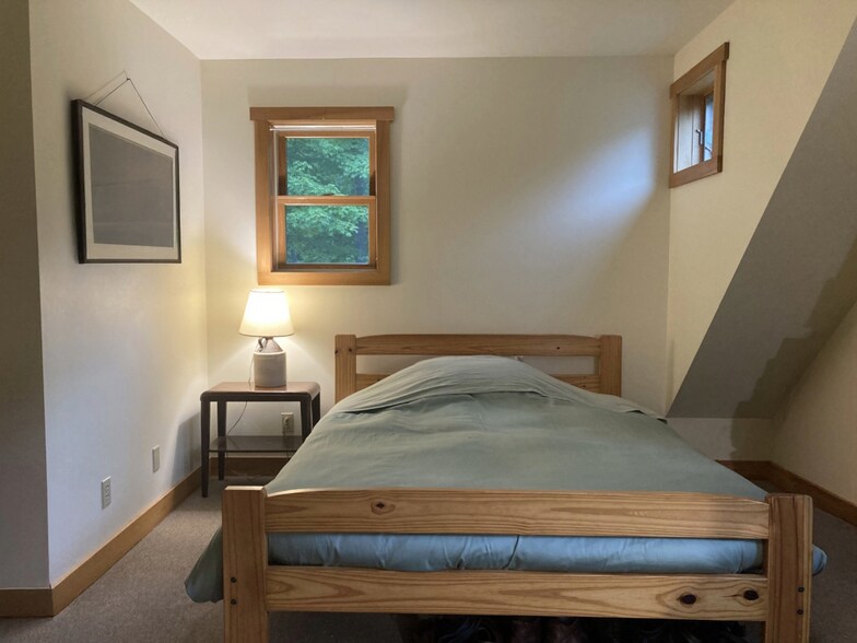Bedroom - 738 Elm Street Ext