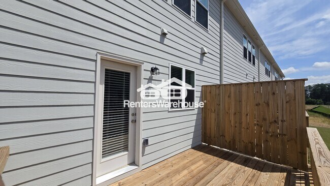 Building Photo - 6137 Wayburn St