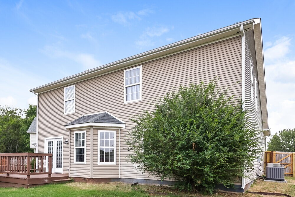 Building Photo - 3835 Precious Ave