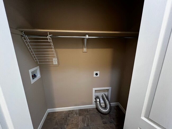 Optional Master Suite Laundry or extra Closet - 5021 Mountain Man Ln