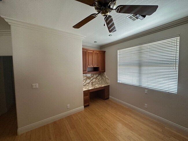 Building Photo - 3854 Broadmead St