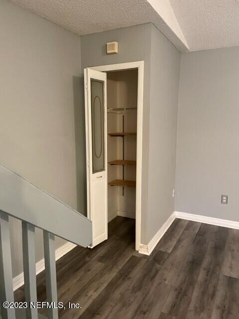 Building Photo - 744 Aquatic Dr