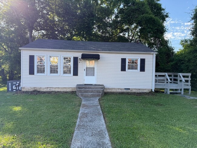 Building Photo - 409 Hazelwood Pike