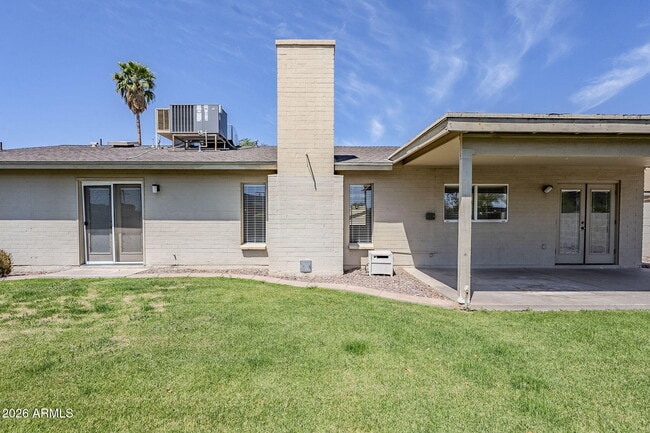 Building Photo - 7707 S Kenwood Ln
