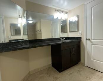 Building Photo - 2850 N Oakland Forest Dr