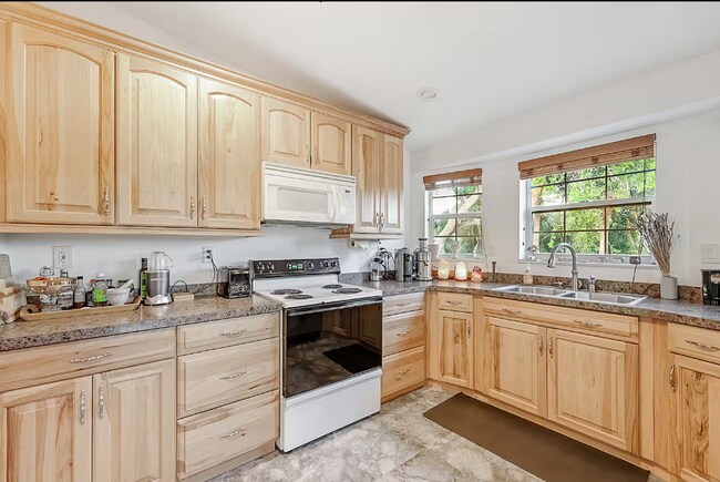 Building Photo - 7733 Victoria Cove Ct