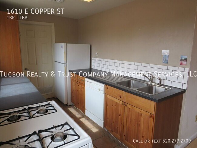 Building Photo - 1610 E Copper St