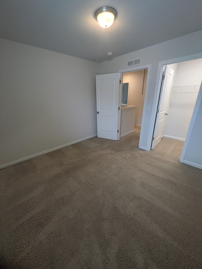 Building Photo - 784 Amarra Dr