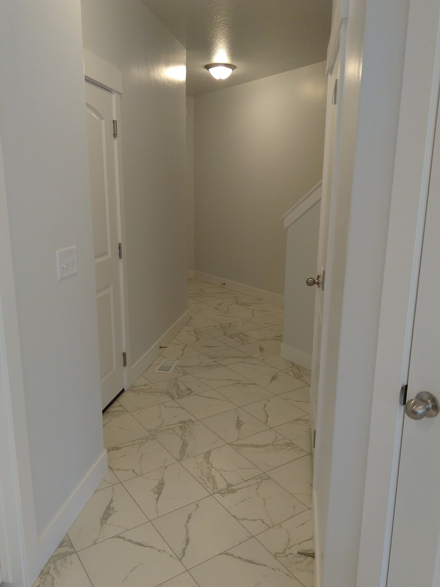 Main floor hallway - 14576 S Quiet Shade Drive