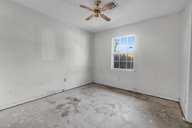 Building Photo - 4309 Brewer Ct