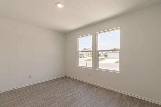 Building Photo - 6406 Reuben Kemper