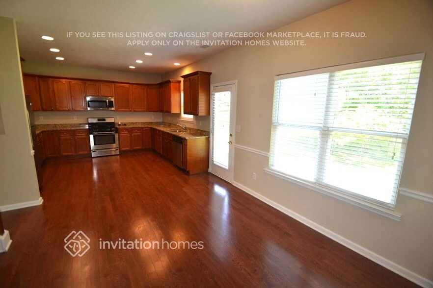 Building Photo - 882 Ashton Park Dr SE