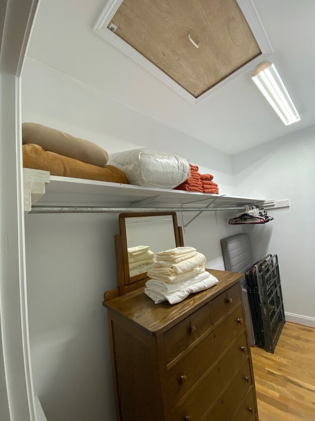 Building Photo - 149 Bowen Farm Rd