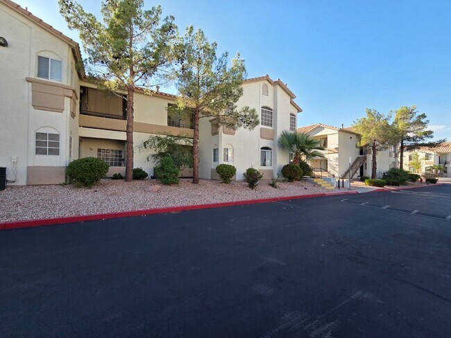 Primary Photo - First-Floor 2 Bed / 2 Bath Condo
