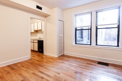 Building Photo - 3912 N Janssen Ave