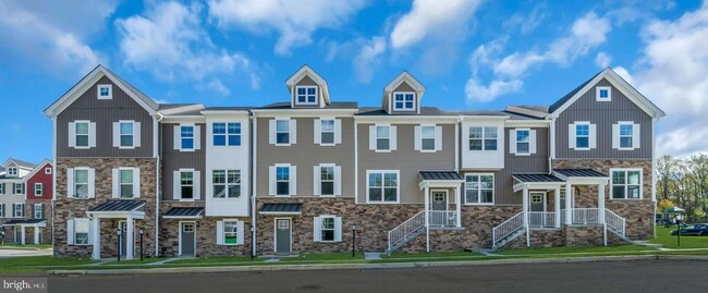 Building Photo - 219 Snow Ln