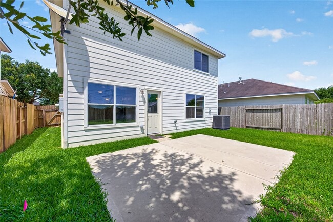 Building Photo - 24519 Cypresspark Glen Ln