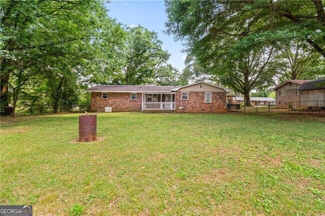 Building Photo - 39 Jim Ln SE