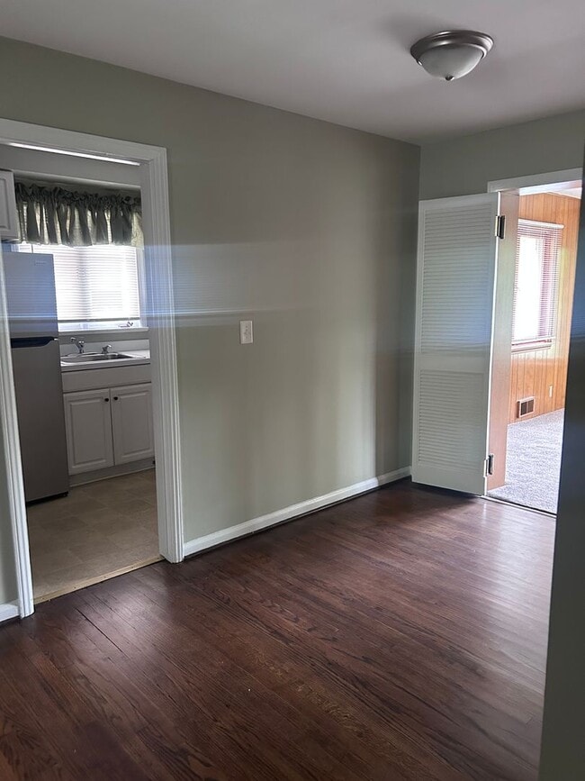Building Photo - 771-773 HENRIETTA