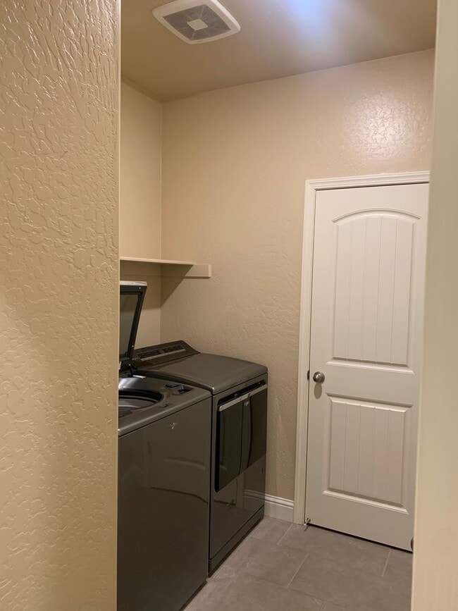 Building Photo - 4 BR 2 BA Coming Soon