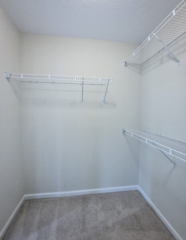 Building Photo - 33 Trask Cir