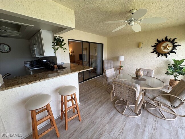 Building Photo - 5665 Trailwinds Dr