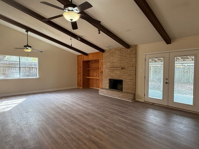 Building Photo - Northwood Village Corner Lot