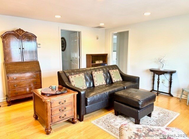 Building Photo - 59 Williams Ave