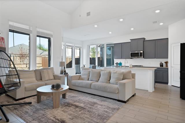 Building Photo - 1216 Sassafras Dr