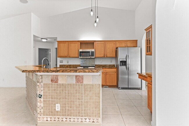 Building Photo - 681 SW Saragossa Ave