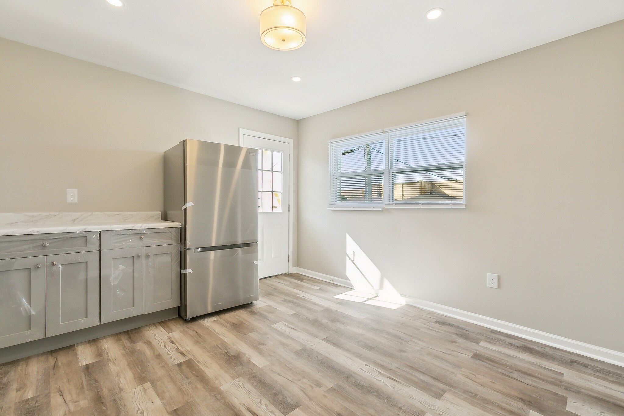 Building Photo - 1124 Tallow Tree Ln