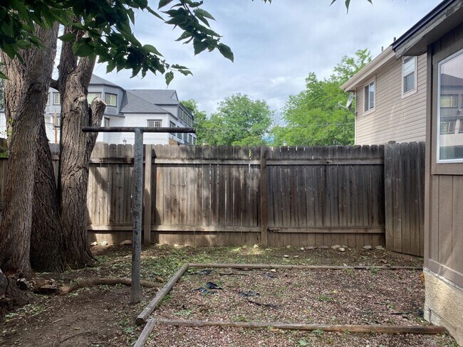 Building Photo - Classic Old Town Fort Collins 2 Bed 2 Bath Home Close to CSU
