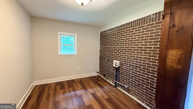 Building Photo - 42 Bagwell Dr
