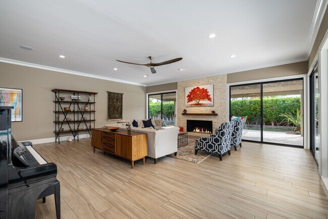 Building Photo - 77 Colgate Dr