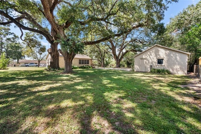 Building Photo - 940 Hardeman St
