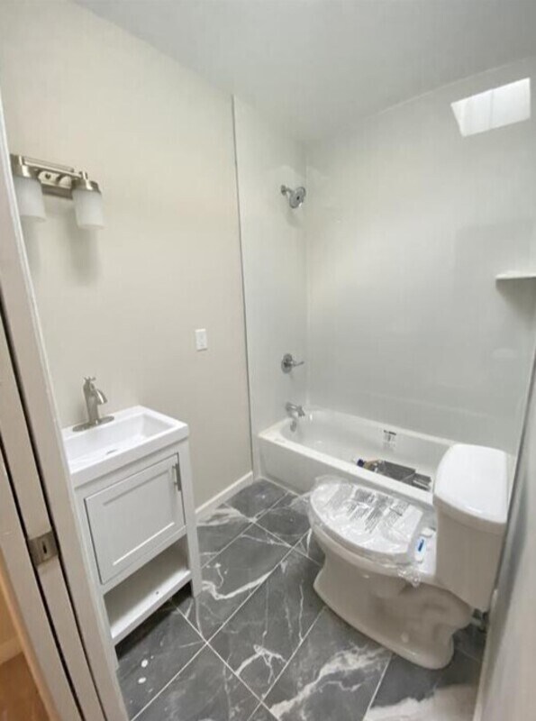 Building Photo - 4327 Reno St