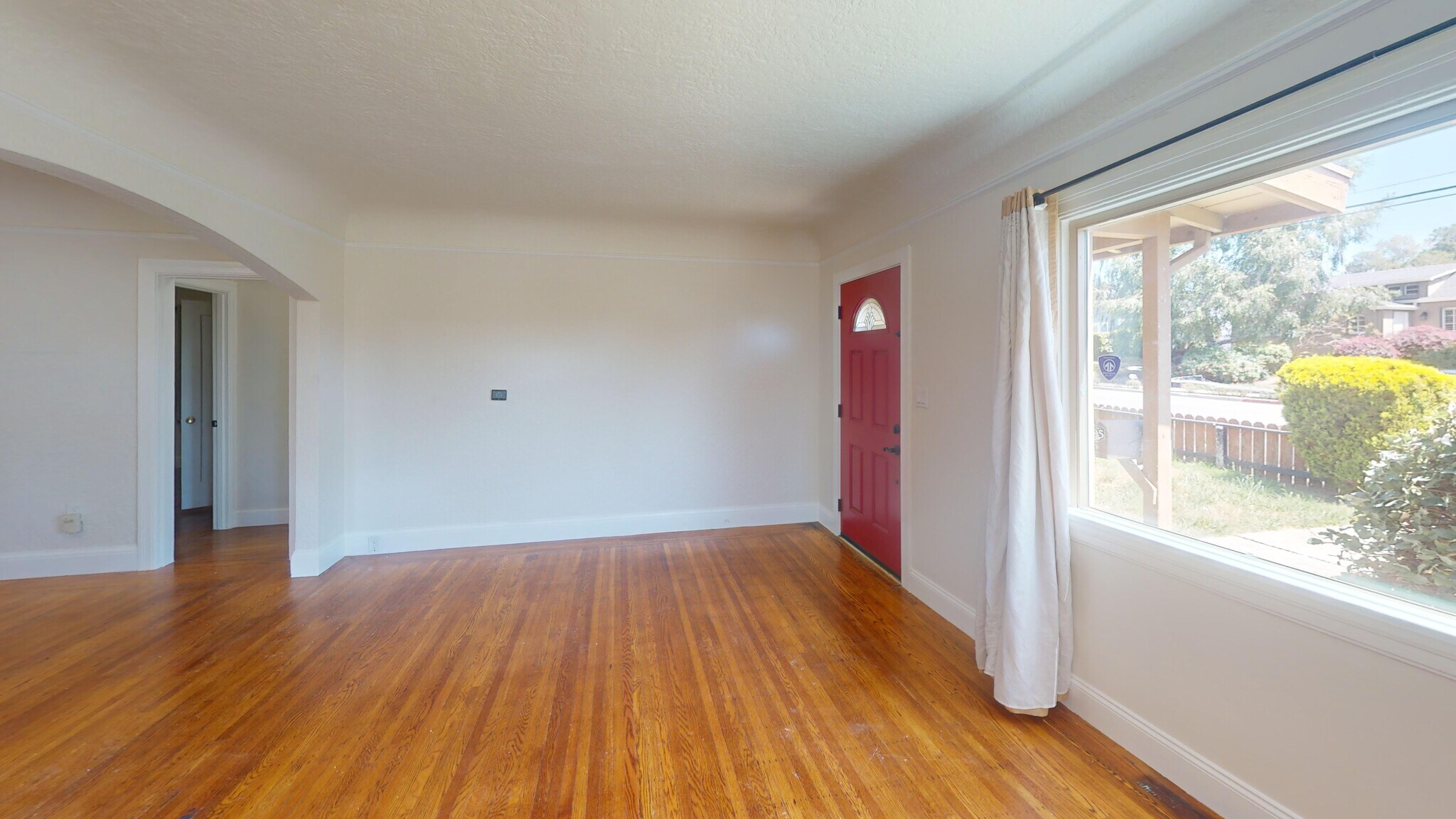 Building Photo - 1600 D St