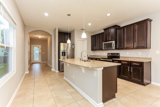 Building Photo - 4120 Grayfield Ln